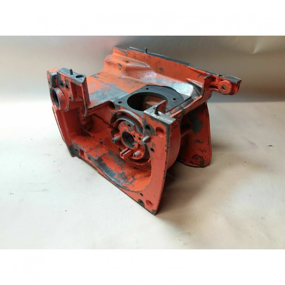 Genuine Crankcase Husqvarna 140S chainsaw 1 Genuine Crankcase Husqvarna 140S chainsaw 1