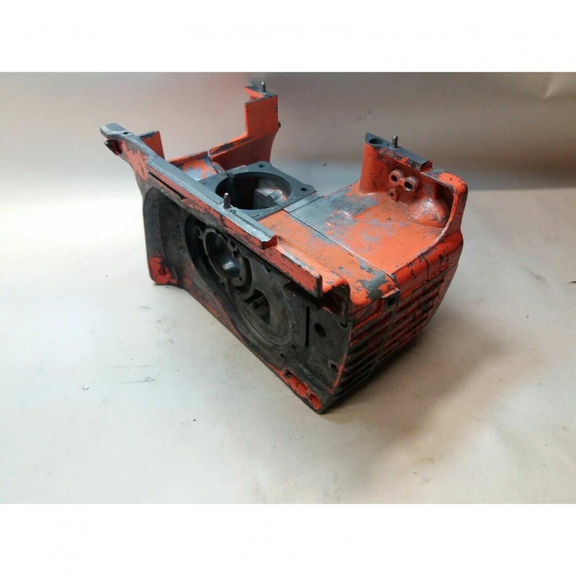 Genuine Crankcase Husqvarna 140S chainsaw 3 Genuine Crankcase Husqvarna 140S chainsaw 3