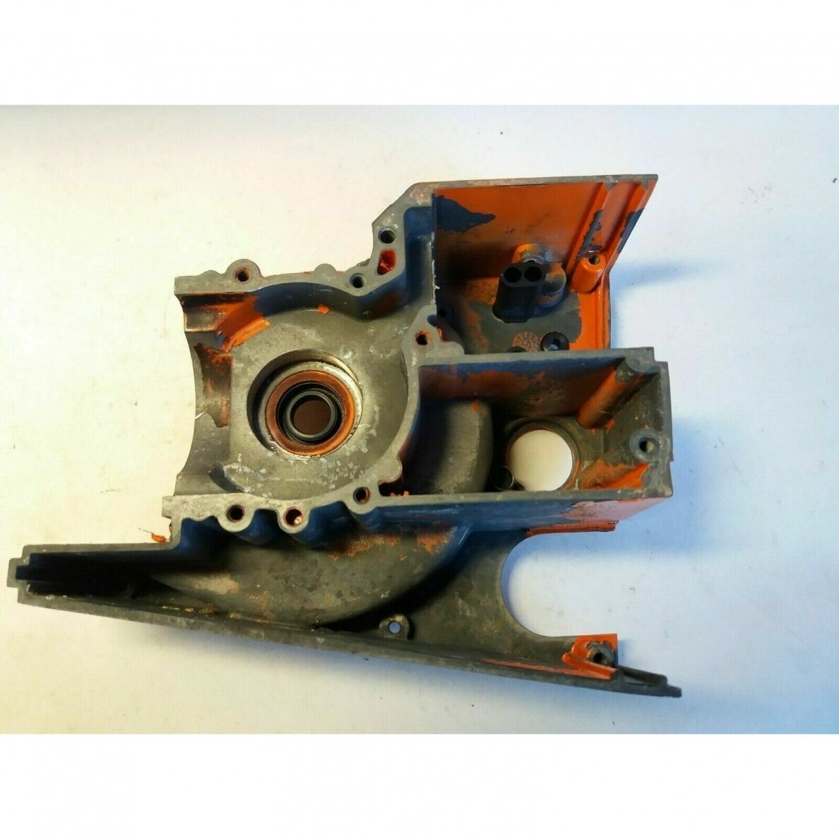 Genuine Crankcase Oleo Mac 935 chainsaw 093500508 9 Genuine Crankcase Oleo Mac 935 chainsaw 093500508 9