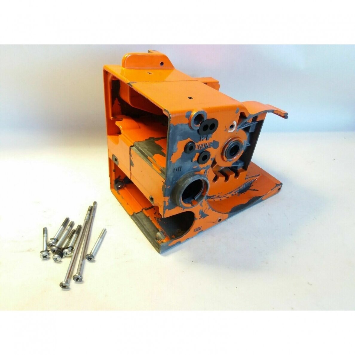 Genuine Crankcase Oleo Mac 935 chainsaw 093500508 Genuine Crankcase Oleo Mac 935 chainsaw 093500508