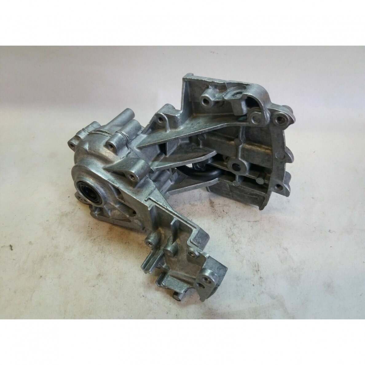Genuine Crankcase Stiga Castelgarden Alpina A 350 400 chainsaw 3
