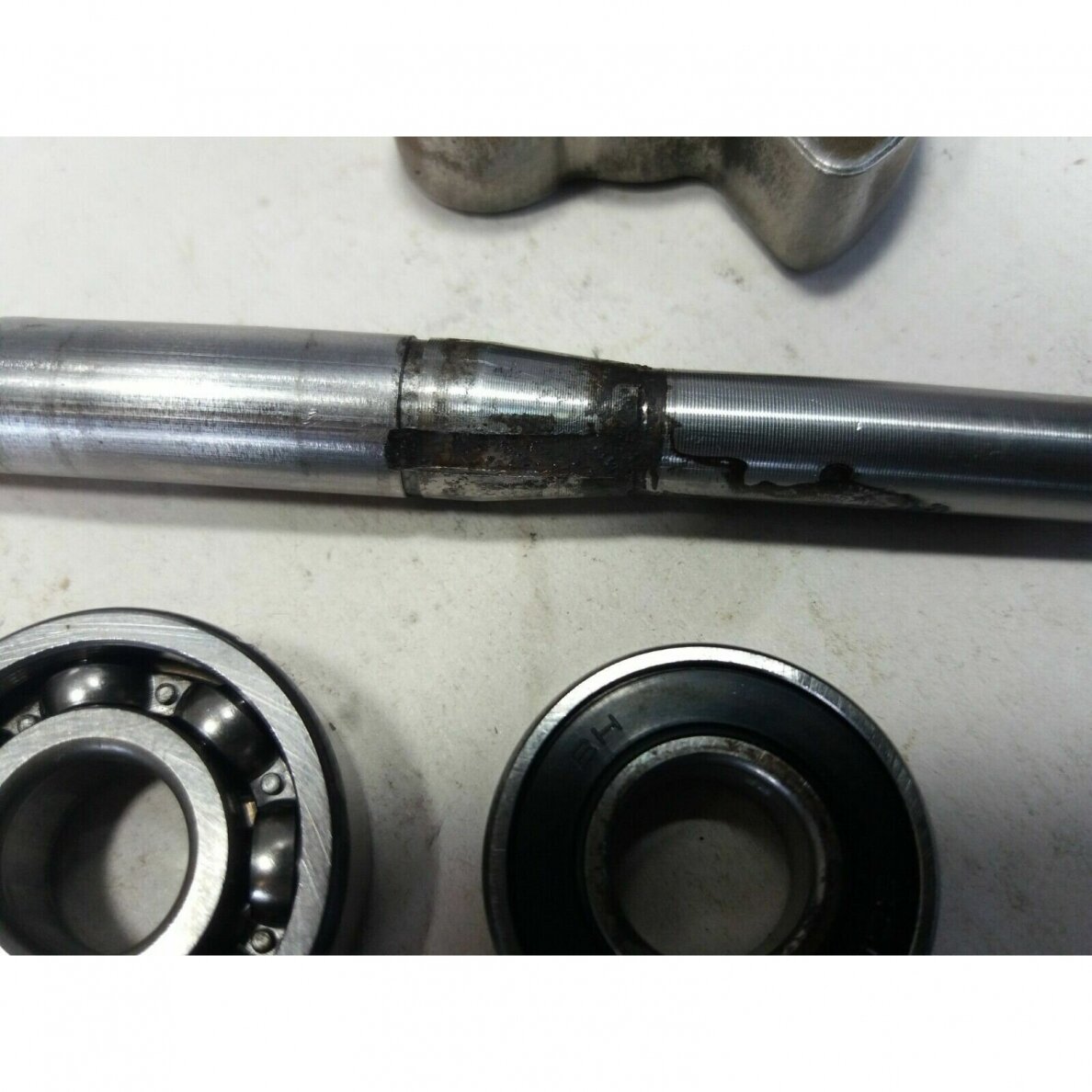 Genuine Crankshaft Homelite HBL26BV blower 4 Genuine Crankshaft Homelite HBL26BV blower 4
