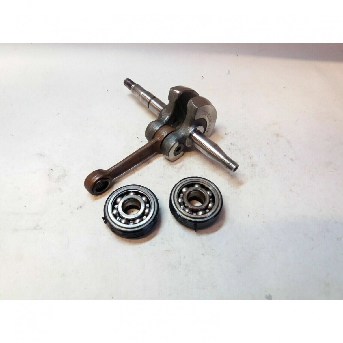 Genuine Crankshaft Husqvarna 235 236 240 chainsaw 530012605 Genuine Crankshaft Husqvarna 235 236 240 chainsaw 530012605