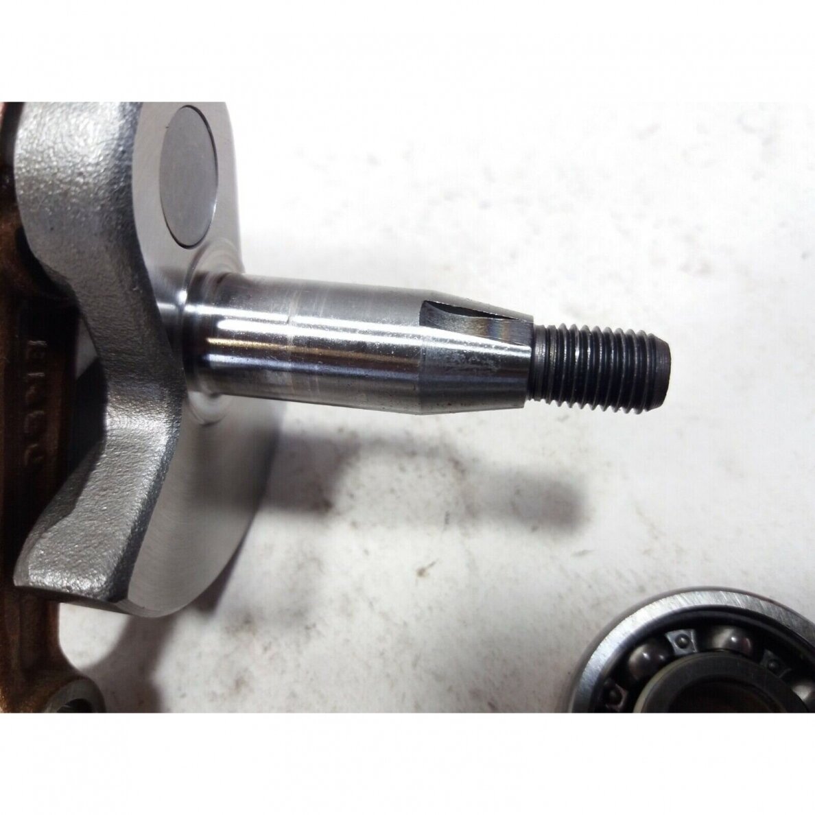 Genuine Crankshaft Oleo Mac 940 chainsaw 50050001 4 Genuine Crankshaft Oleo Mac 940 chainsaw 50050001 4