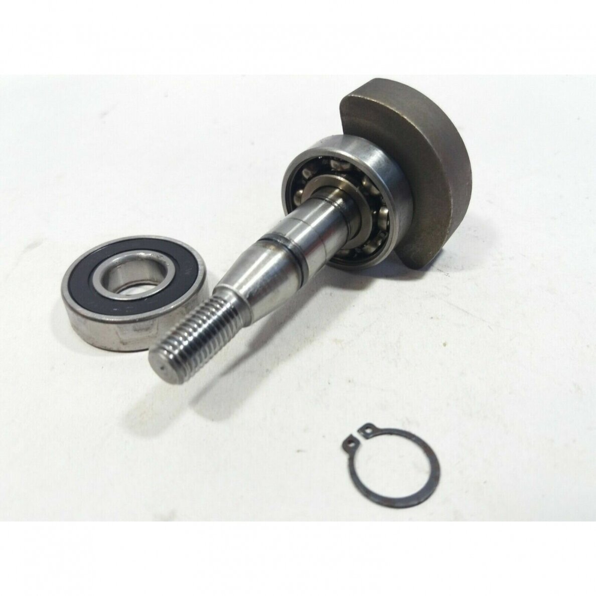 Genuine Crankshaft Partner Colibri II S trimmer 530057829 1 Genuine Crankshaft Partner Colibri II S trimmer 530057829 1