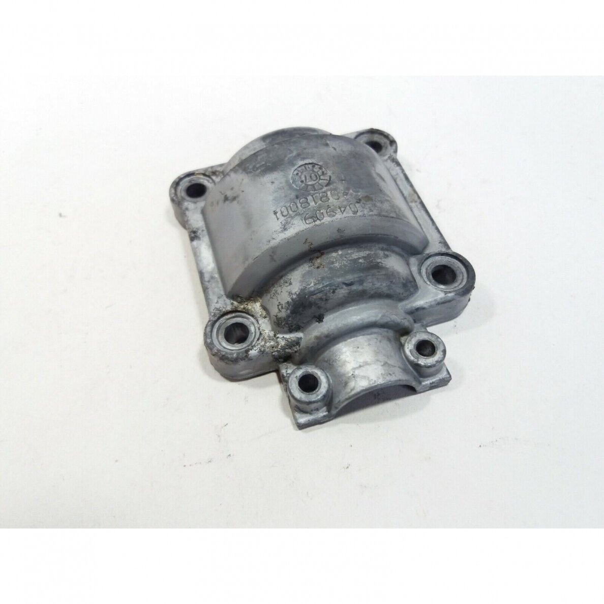 Genuine Engine Pan Crankcase Homelite HCS3335 chainsaw 640818001 2 Genuine Engine Pan Crankcase Homelite HCS3335 chainsaw 640818001 2