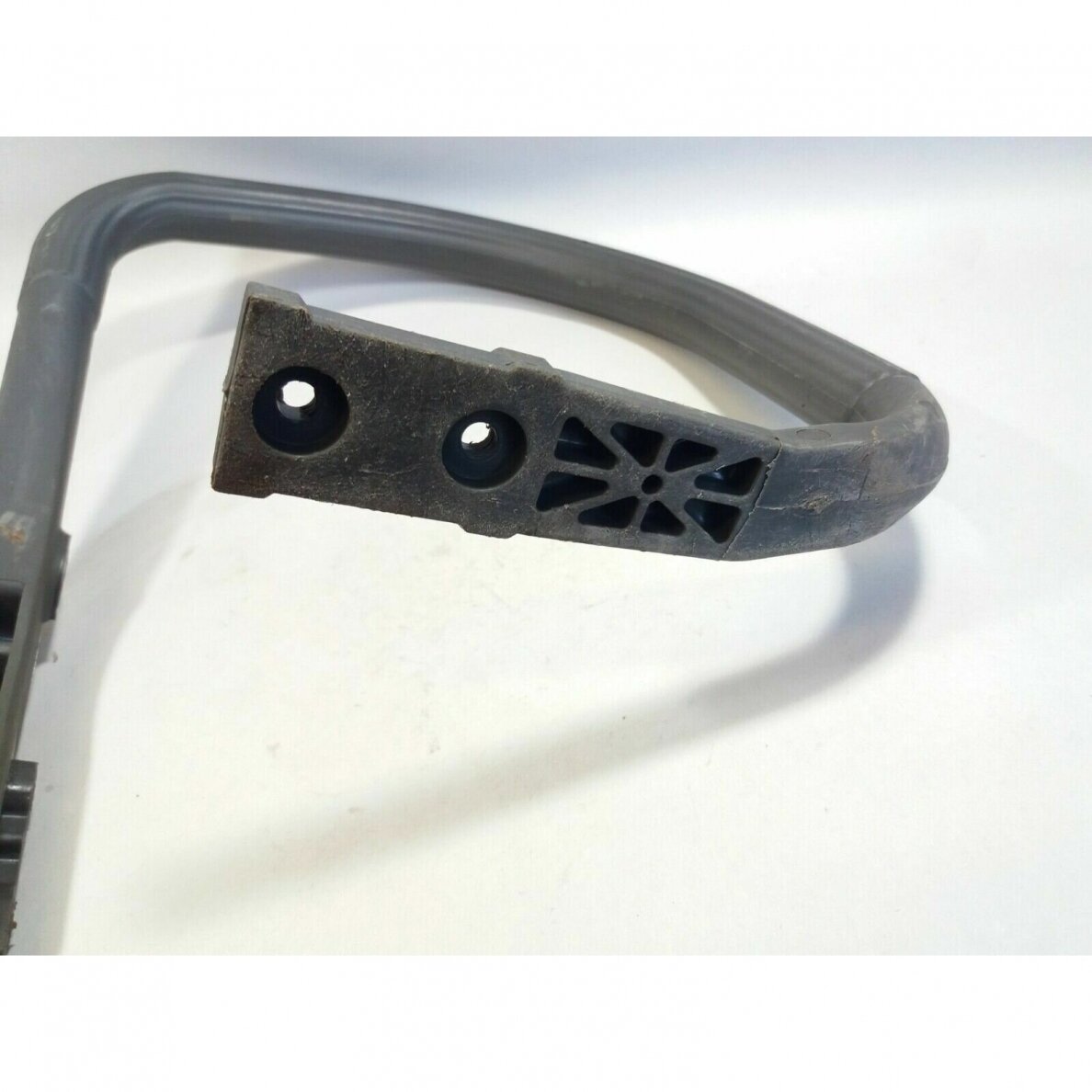Genuine Front Handle Husqvarna 136 137 141 142 chainsaw 530049876 4 Genuine Front Handle Husqvarna 136 137 141 142 chainsaw 530049876 4