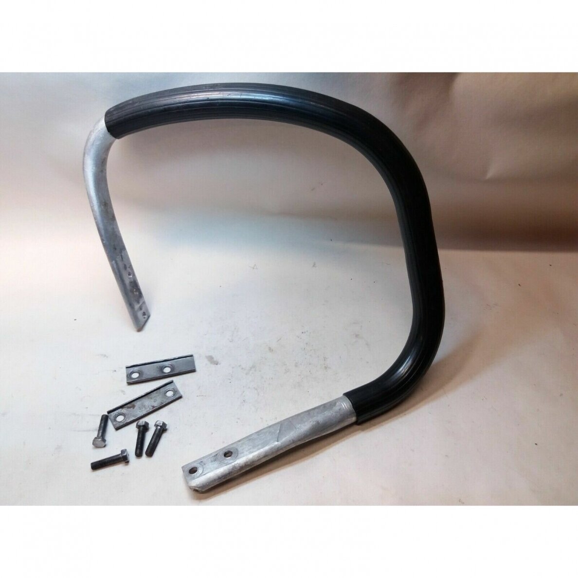 Genuine Front Handle Husqvarna 140S 240S chainsaw 501476201 Genuine Front Handle Husqvarna 140S 240S chainsaw 501476201