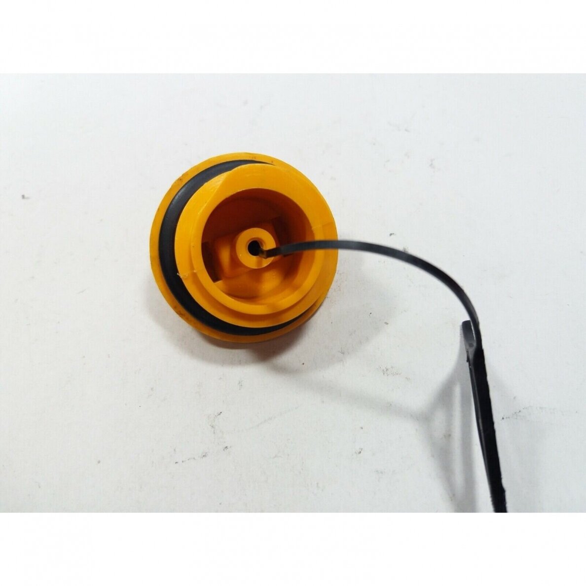 Genuine Fuel Tank Cap Homelite HCS3335 chainsaw 300948001 1