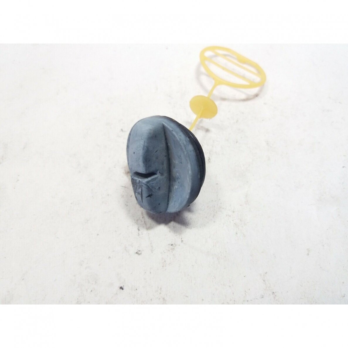 Genuine Fuel Tank Cap Jonsered 625 630 670 chainsaw 501431401 Genuine Fuel Tank Cap Jonsered 625 630 670 chainsaw 501431401