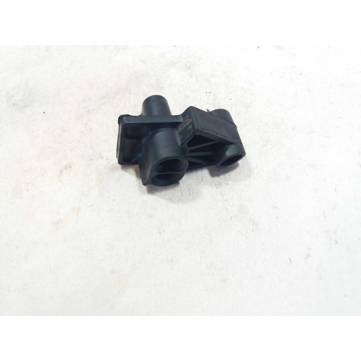 Genuine Guide Sleeve Carburetor Partner 350 351 352 371 382 391 421 422 chainsaw 530035526 1 Genuine Guide Sleeve Carburetor Partner 350 351 352 371 382 391 421 422 chainsaw 530035526 1