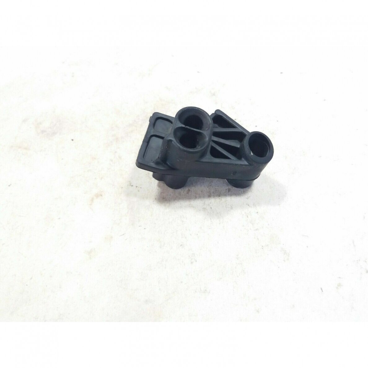 Genuine Guide Sleeve Carburetor Partner 350 351 352 371 382 391 421 422 chainsaw 530035526 Genuine Guide Sleeve Carburetor Partner 350 351 352 371 382 391 421 422 chainsaw 530035526