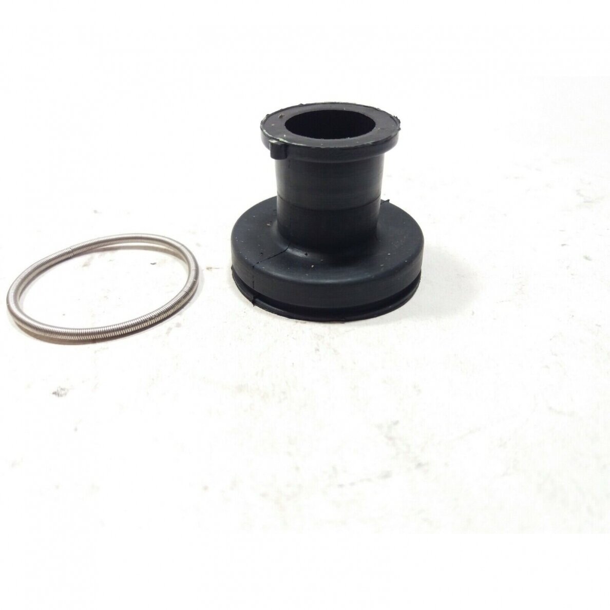 Genuine Intake Manifold Bellows Echo CS 3900 chainsaw 13051037330 1 Genuine Intake Manifold Bellows Echo CS 3900 chainsaw 13051037330 1
