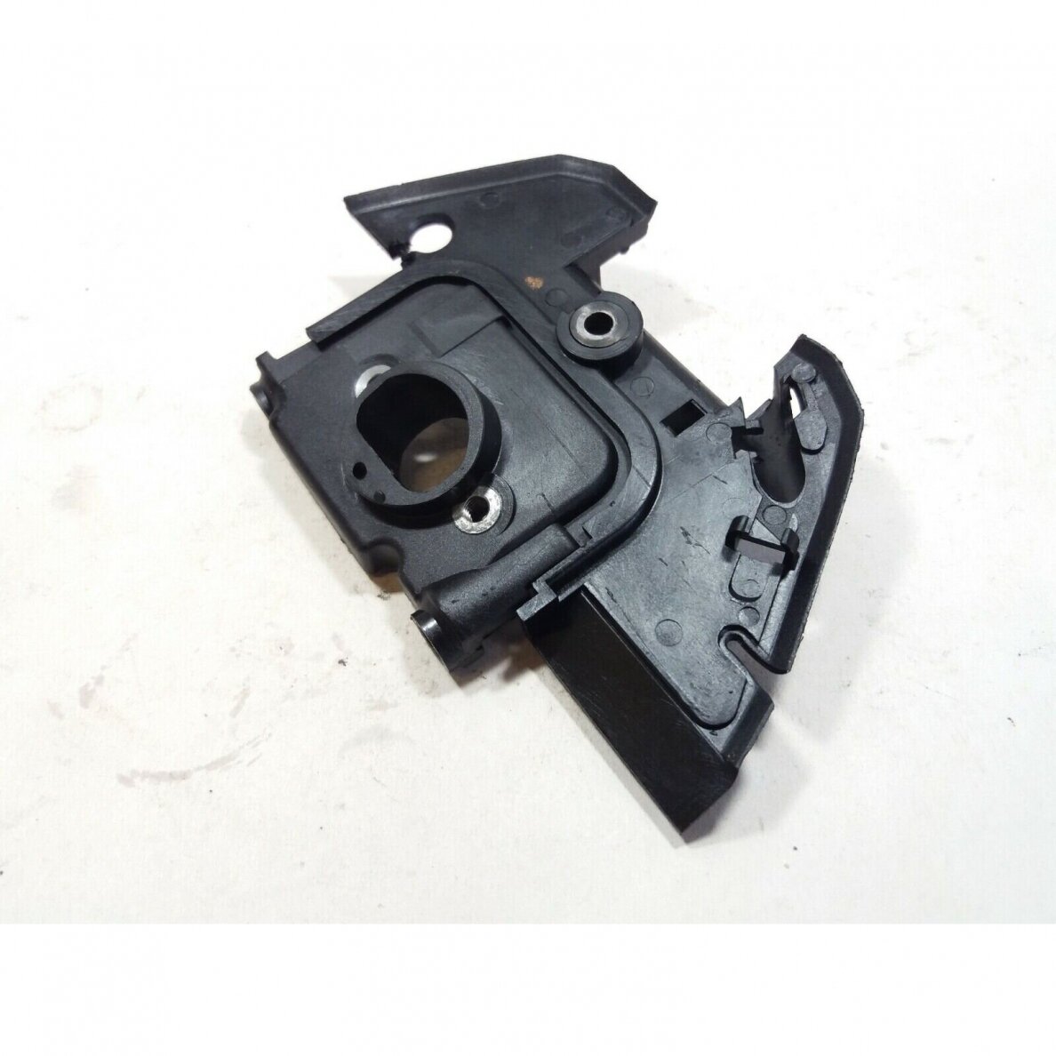 Genuine Intake Manifold Plate Shield Oleo Mac 945AF chainsaw 4 Genuine Intake Manifold Plate Shield Oleo Mac 945AF chainsaw 4
