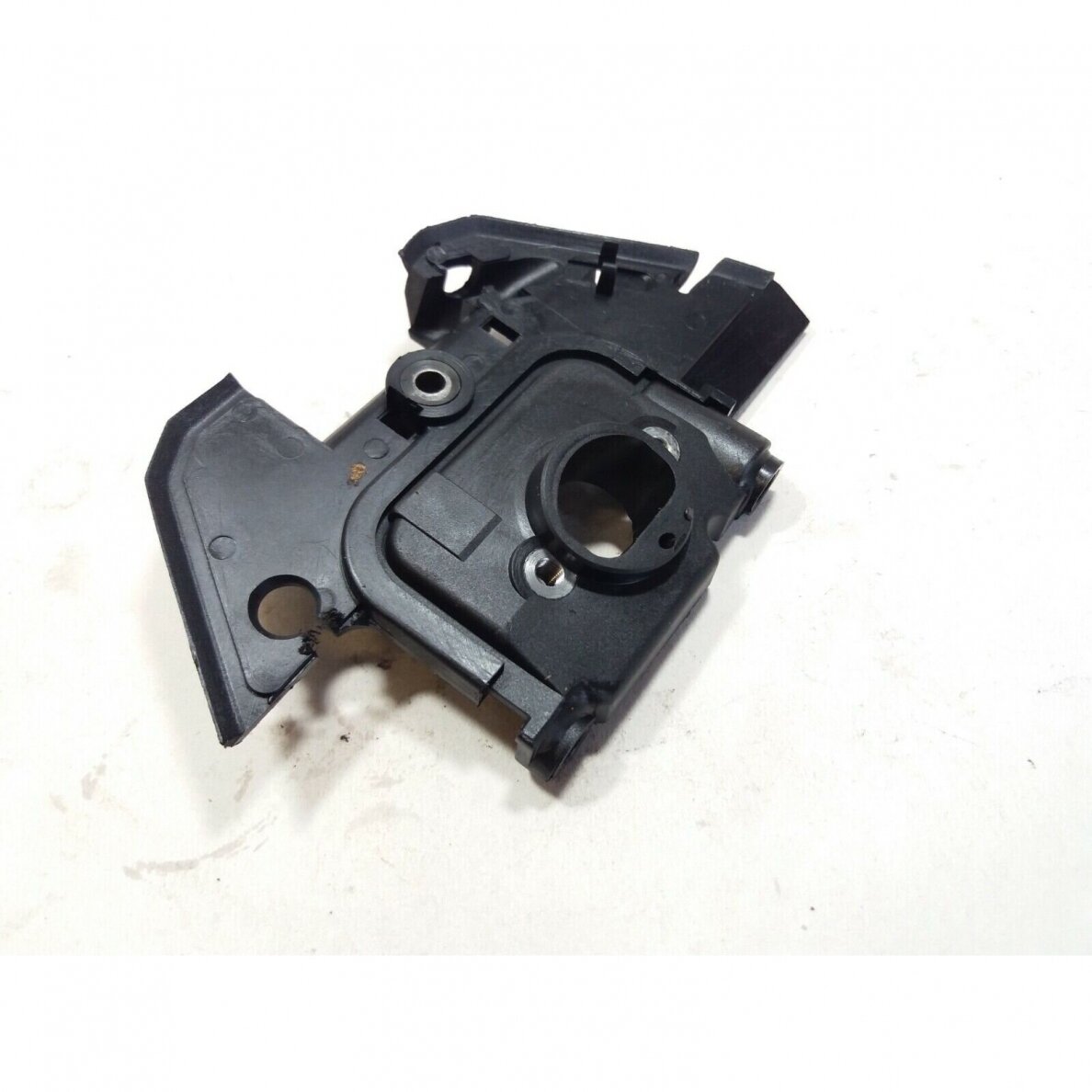 Genuine Intake Manifold Plate Shield Oleo Mac 945AF chainsaw 5 Genuine Intake Manifold Plate Shield Oleo Mac 945AF chainsaw 5