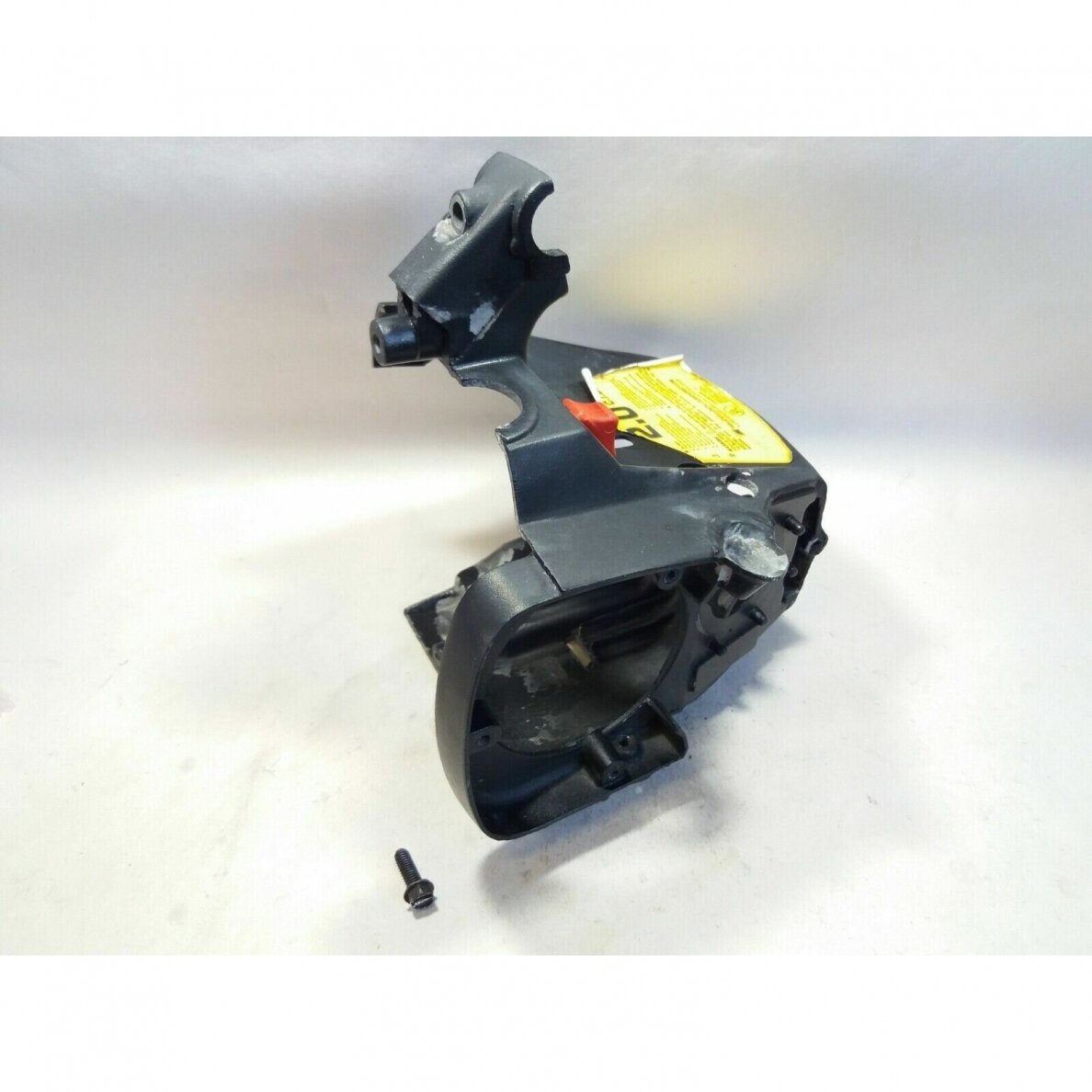 Genuine Main Body Cover Mcculloch Eager Beaver 2.0 CID chainsaw 1 Genuine Main Body Cover Mcculloch Eager Beaver 2.0 CID chainsaw 1