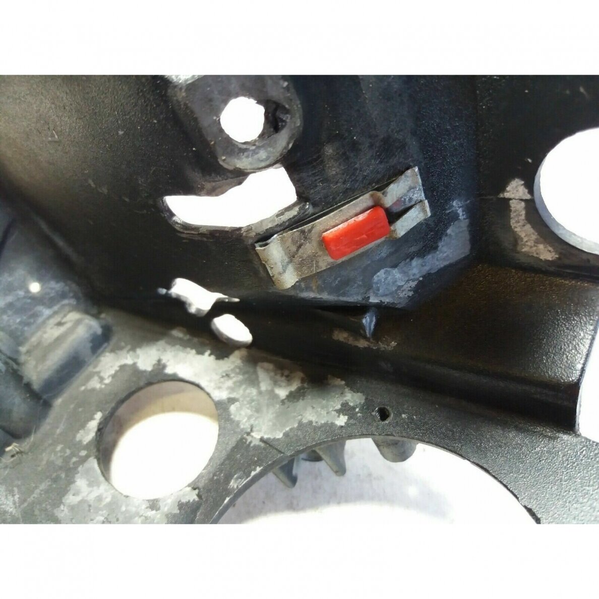 Genuine Main Body Cover Mcculloch Eager Beaver 2.0 CID chainsaw 5 Genuine Main Body Cover Mcculloch Eager Beaver 2.0 CID chainsaw 5