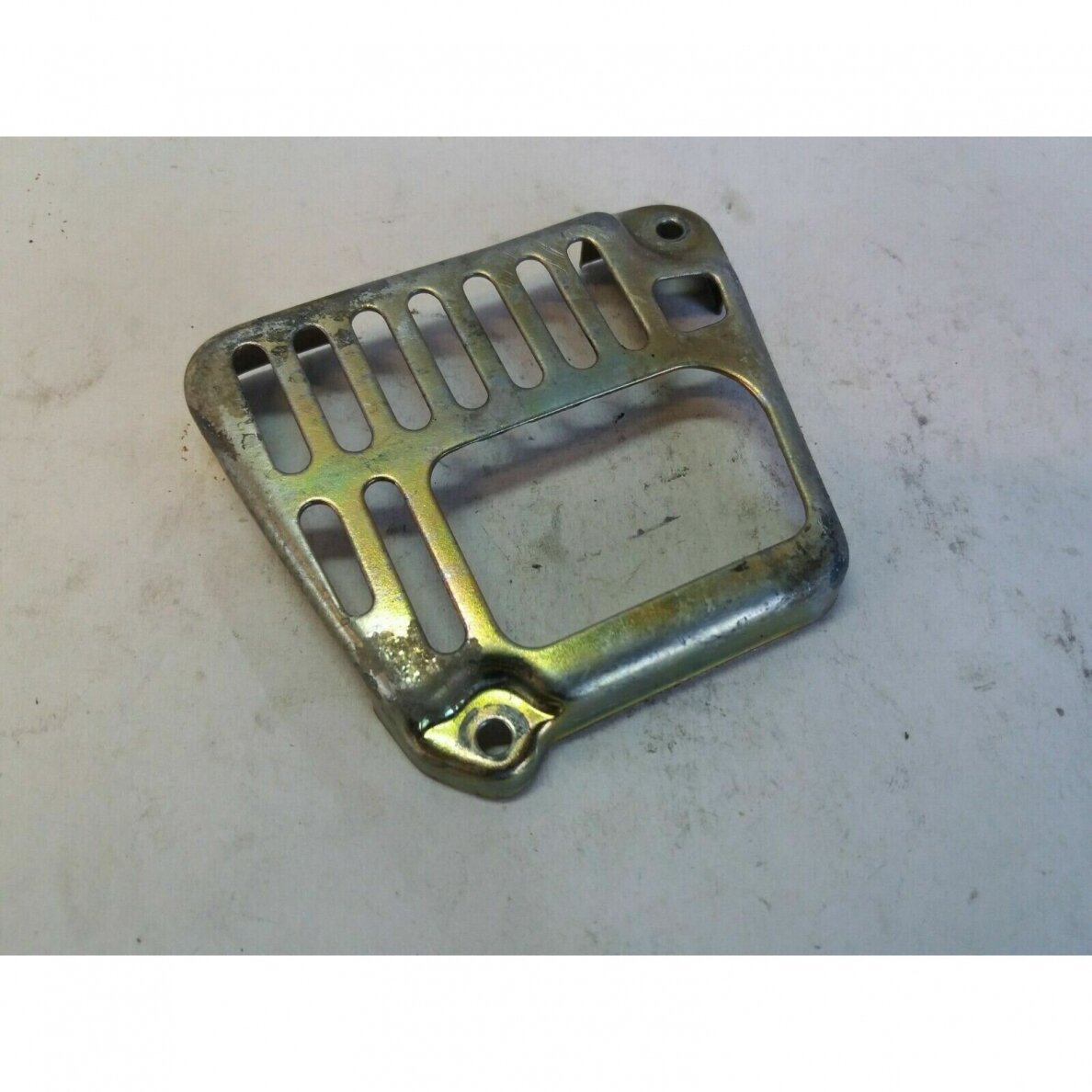 Genuine Muffler Guard Solo 634 641 chainsaw 6045569 1 Genuine Muffler Guard Solo 634 641 chainsaw 6045569 1