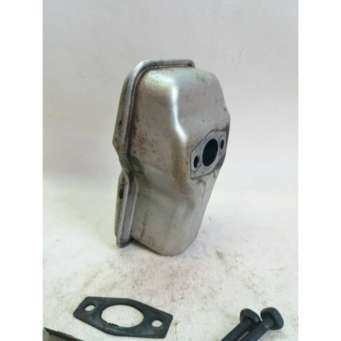 Genuine Muffler Stiga Castelgarden Alpina A 350 400 chainsaw 183740001/0 1 Genuine Muffler Stiga Castelgarden Alpina A 350 400 chainsaw 183740001/0 1