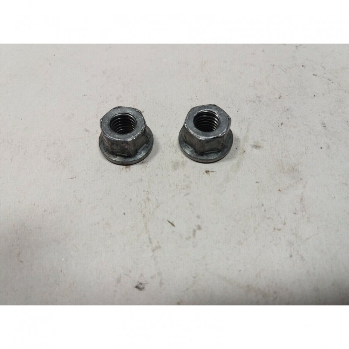 Genuine Nut Flange Chain Sprocket Cover Echo CS 3900 chainsaw 43301900330 1 Genuine Nut Flange Chain Sprocket Cover Echo CS 3900 chainsaw 43301900330 1