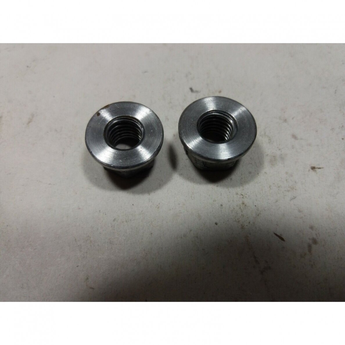 Genuine Nut Flange Chain Sprocket Cover Echo CS 3900 chainsaw 43301900330 3 Genuine Nut Flange Chain Sprocket Cover Echo CS 3900 chainsaw 43301900330 3