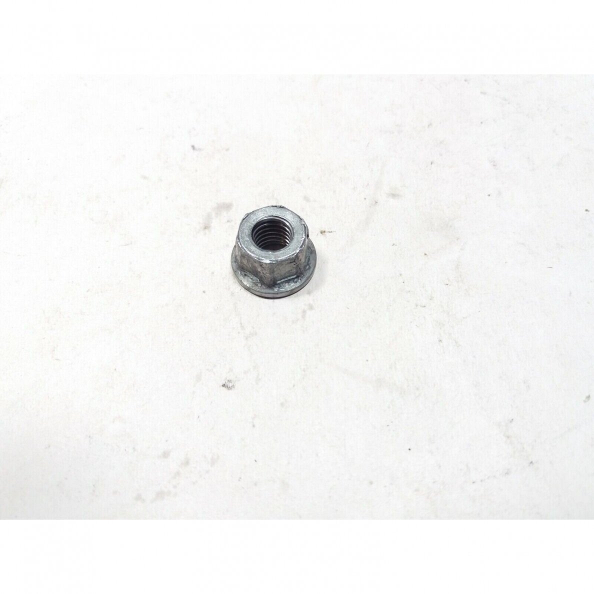 Genuine Nut Flange Chain Sprocket Cover Echo CS 3900 chainsaw 43301900330 Genuine Nut Flange Chain Sprocket Cover Echo CS 3900 chainsaw 43301900330