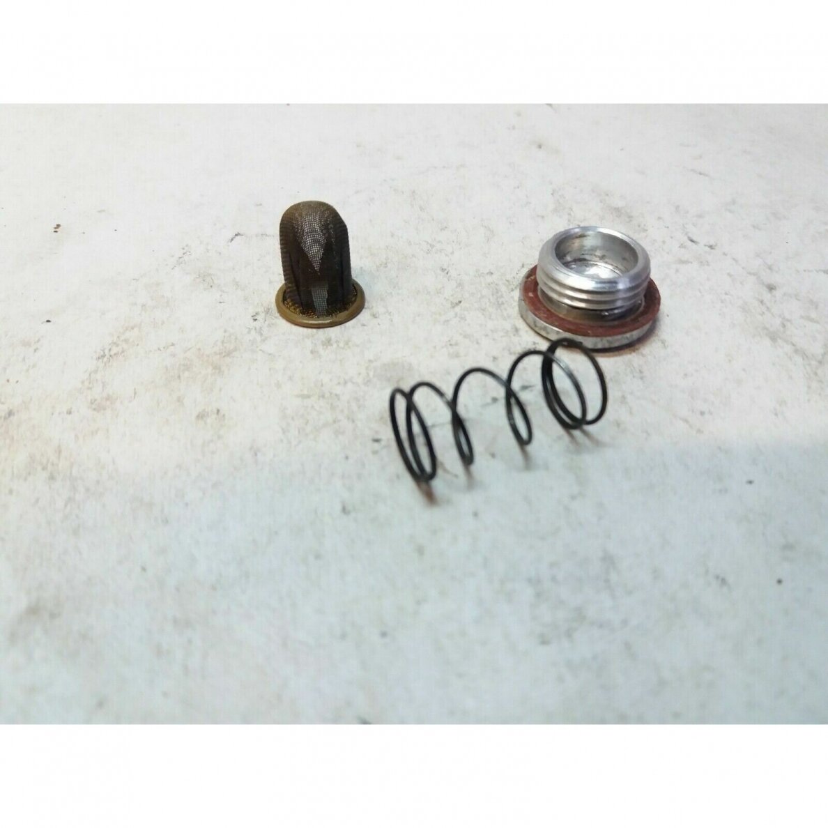 Genuine Oil Filter Cap Jonsered 451 452 Chainsaw 1 Genuine Oil Filter Cap Jonsered 451 452 Chainsaw 1