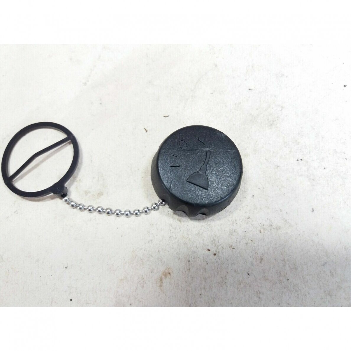 Genuine Oil Tank Cap JCB PCS38 Chainsaw 2 Genuine Oil Tank Cap JCB PCS38 Chainsaw 2