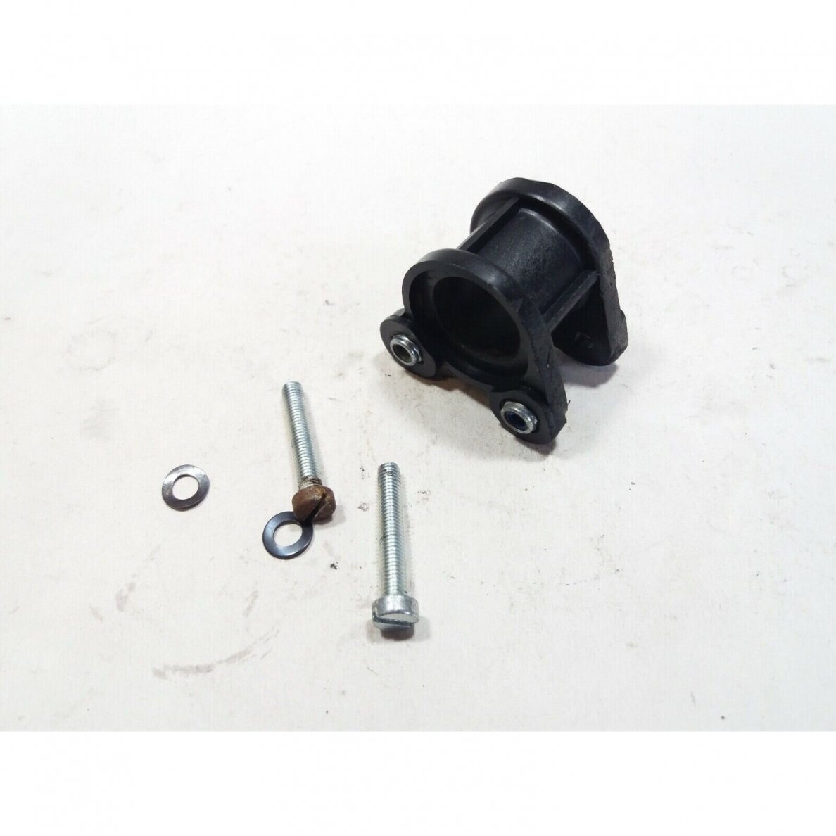 Genuine Rear Bracket Handle Oleo Mac 945AF chainsaw Genuine Rear Bracket Handle Oleo Mac 945AF chainsaw