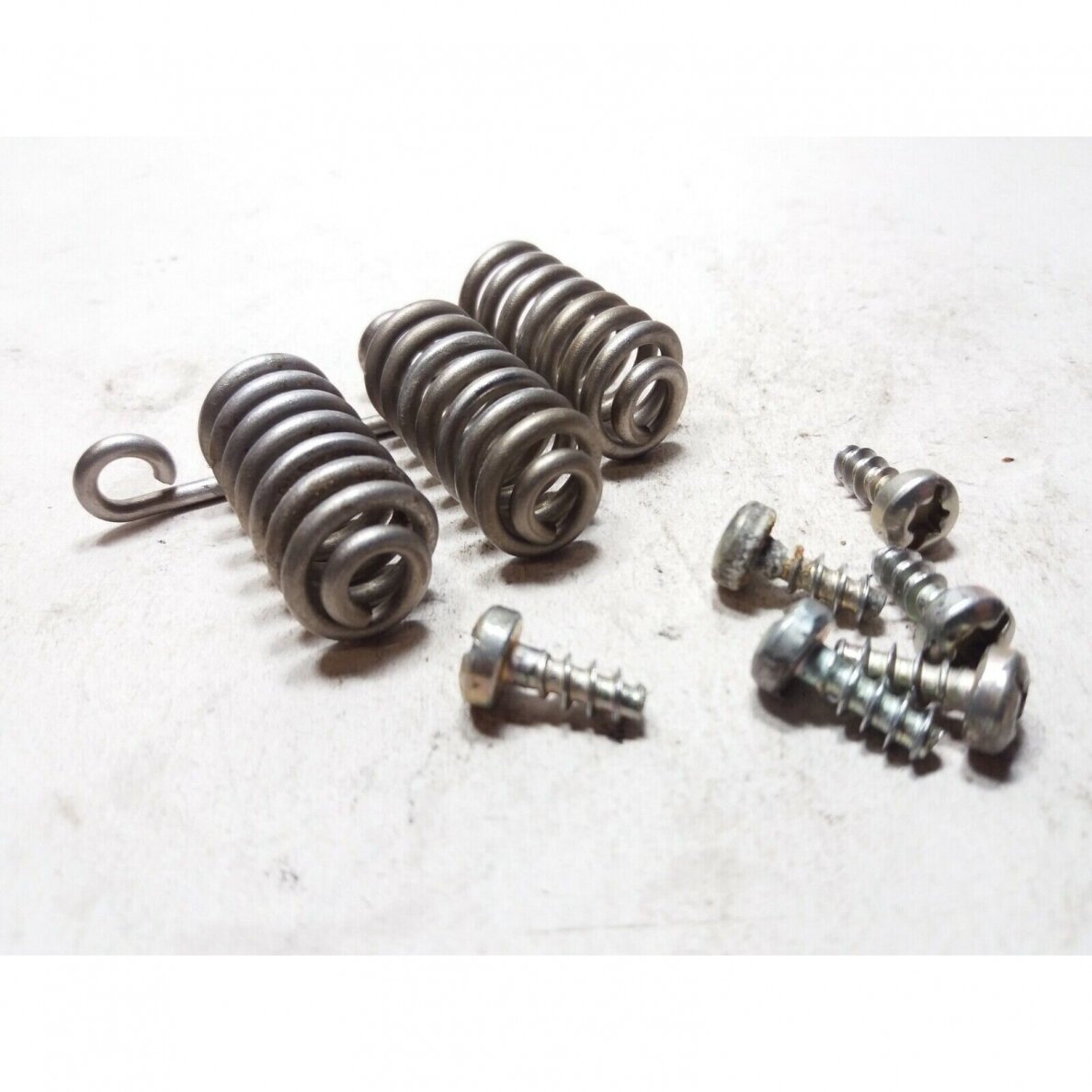 Genuine Shock Absorber Spring Solo 643 chainsaw 0073397 1