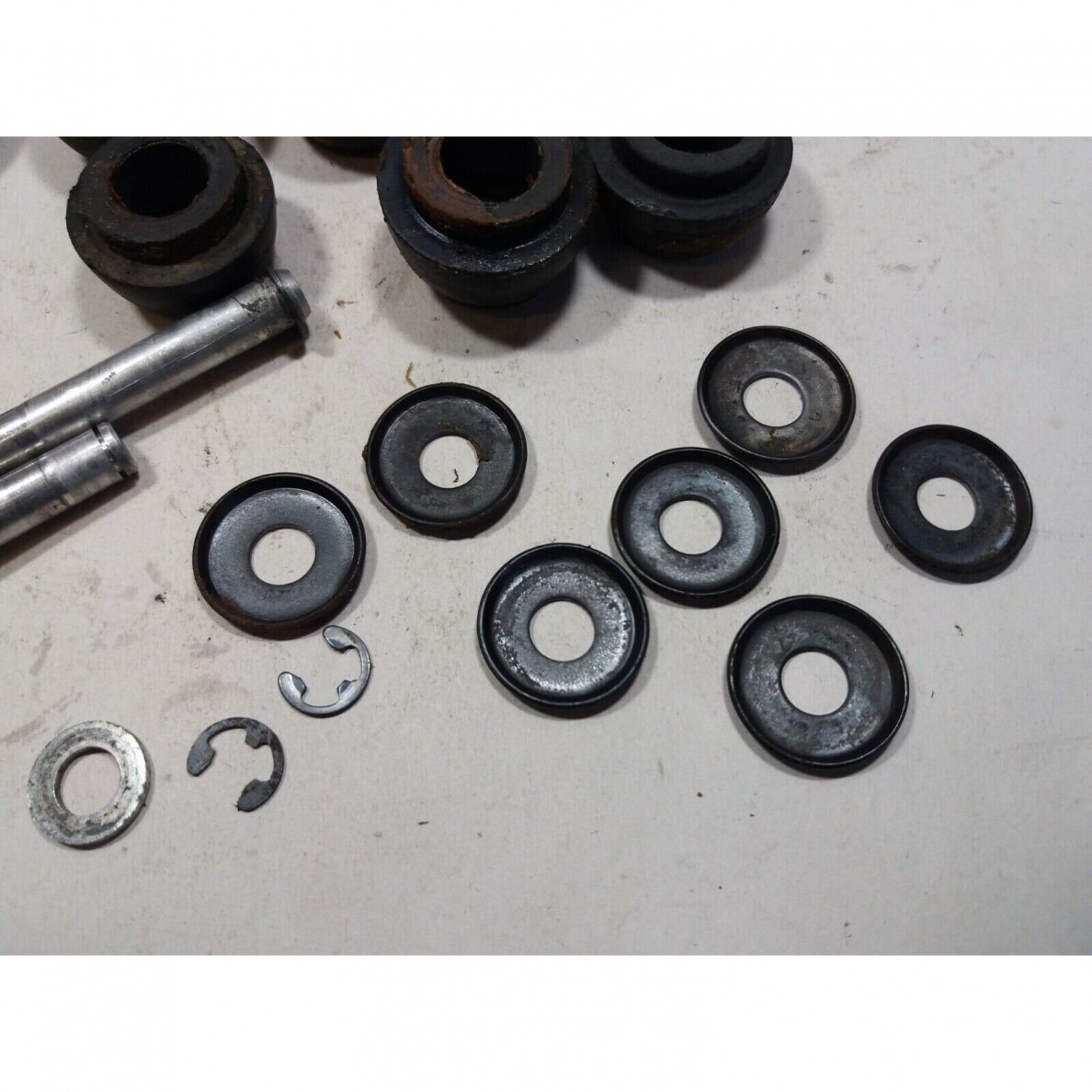 Genuine Shock Absorbers Antivibration Oleo Mac 945AF chainsaw 3 Genuine Shock Absorbers Antivibration Oleo Mac 945AF chainsaw 3