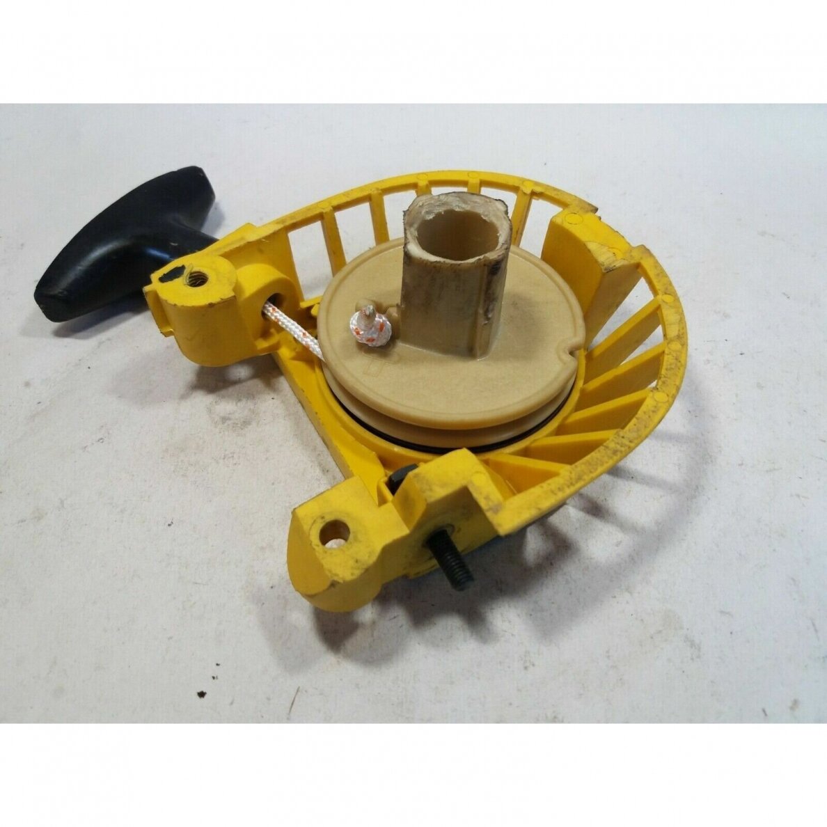 Genuine Starter Recoil Mcculloch MacCat 2.3 ci 38cc chainsaw 223636 9 Genuine Starter Recoil Mcculloch MacCat 2.3 ci 38cc chainsaw 223636 9