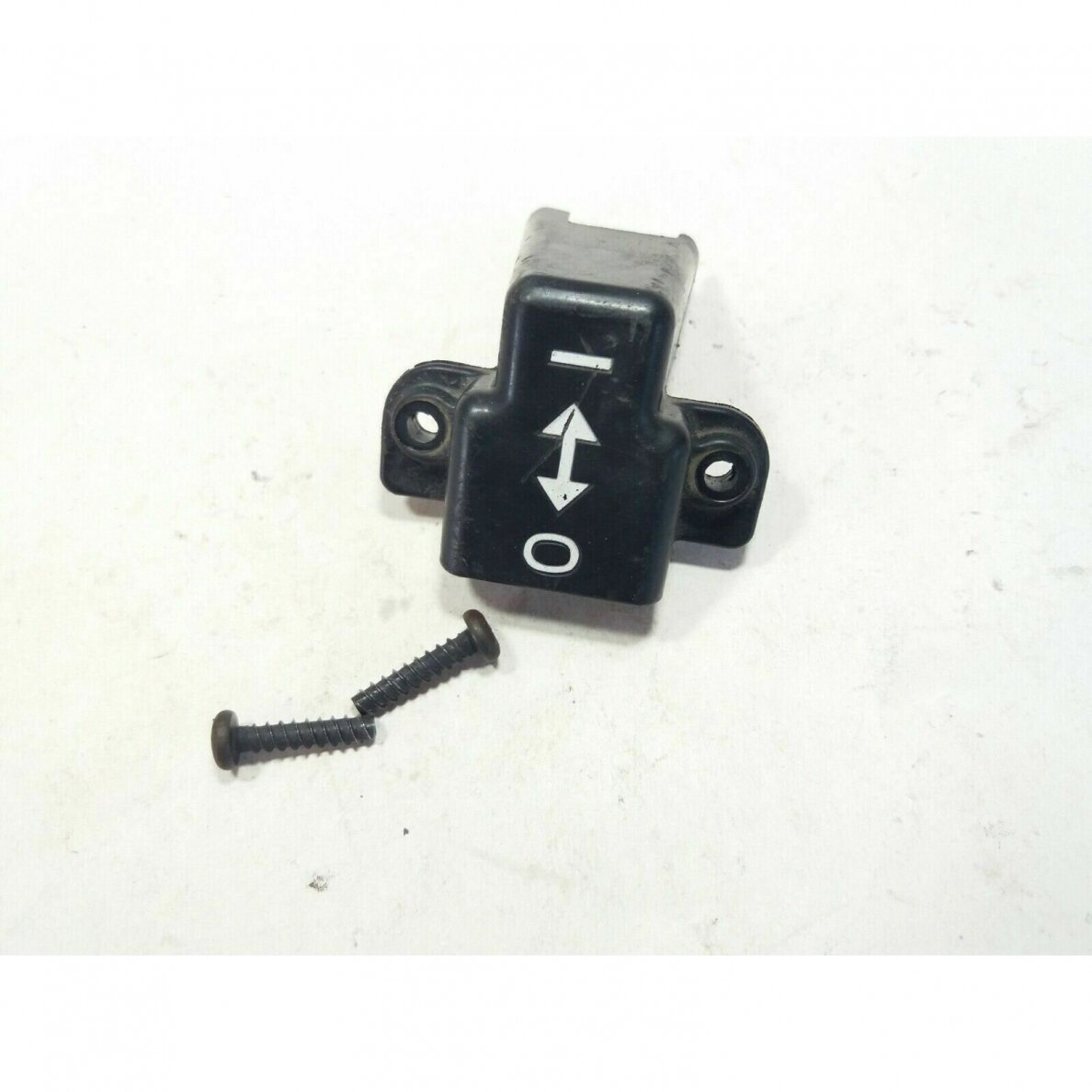 Genuine Switch Cover Homelite HBL26BV blower Genuine Switch Cover Homelite HBL26BV blower