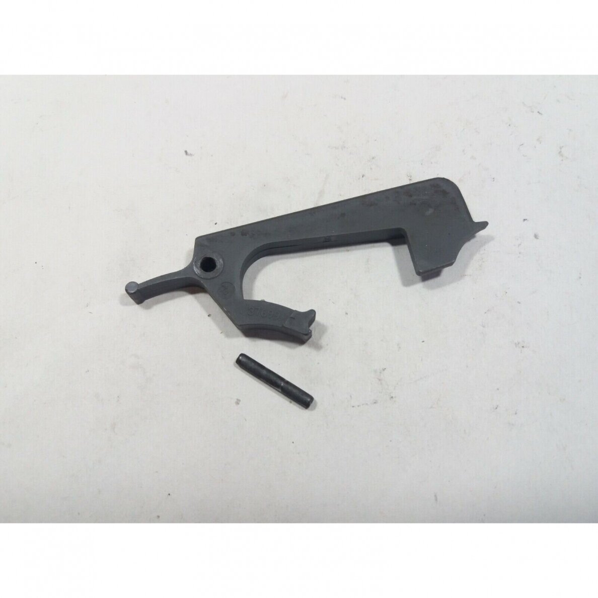 Genuine Throttle Trigger Support Husqvarna 36 41 136 137 141 142 chainsaw Genuine Throttle Trigger Support Husqvarna 36 41 136 137 141 142 chainsaw