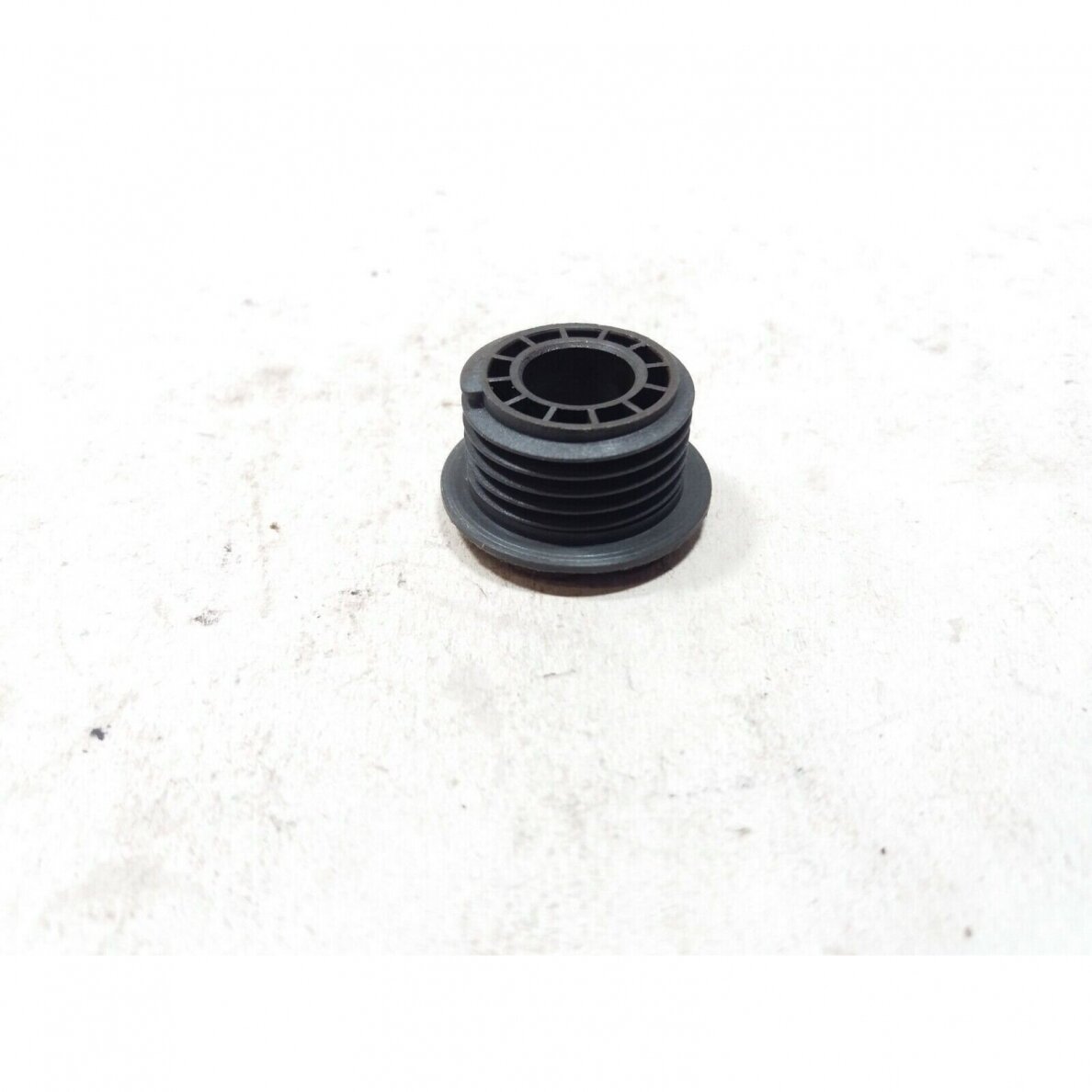 Genuine Worm Gear 3/8 Oleo Mac 940 chainsaw 50050036 Genuine Worm Gear 3/8 Oleo Mac 940 chainsaw 50050036