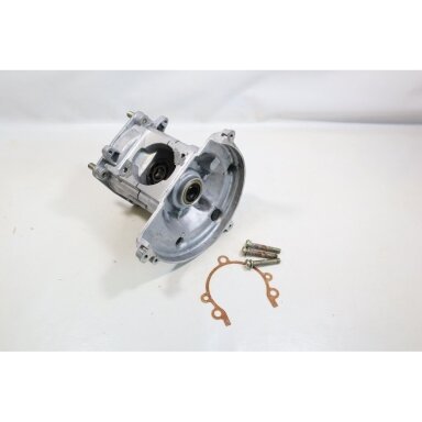 Genuine Crankcase Tanaka THT-2100 THT-210 THT-2000 THT-210S THT-2120 THT-240 THT-2510 THT-2520 THT-2530 THT-2540 hedge trimmer 6686574