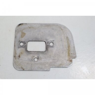 Genuine Gasket Muffler Plate Reflector Oleo Mac 936 940 Efco 136 140 chainsaw 50050031