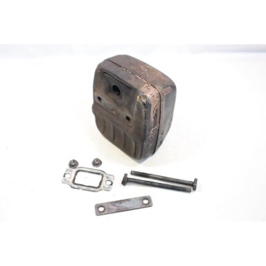 Genuine Muffler Efco 138 142 146 151 Oleo Mac 938 941 942 946 951 chainsaw 094600176