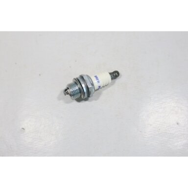 Genuine Spark Plug Brsk PR17YC Husqvarna Jonsered McCulloch Partner Poulan 952030201