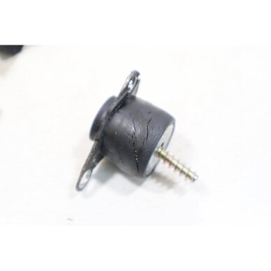 Genuine Antivibration Element Rubber Metal Connection Solo 634 641 chainsaw 6300138 4 Genuine Antivibration Element Rubber Metal Connection Solo 634 641 chainsaw 6300138 4