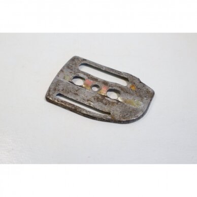 Genuine Chain Guide Plate Husqvarna 36 41 137 141 Jonsered chainsaw 530037047 2 Genuine Chain Guide Plate Husqvarna 36 41 137 141 Jonsered chainsaw 530037047 2