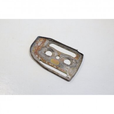 Genuine Chain Guide Plate Husqvarna 36 41 137 141 Jonsered chainsaw 530037047 4 Genuine Chain Guide Plate Husqvarna 36 41 137 141 Jonsered chainsaw 530037047 4