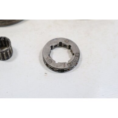 Genuine Clutch Assembly .325 7T Husqvarna 340 345 346 350 351 353 Jonsered CS2141 CS2145 CS2147 CS2150 CS2152 CS2153 chainsaw 1 Genuine Clutch Assembly .325 7T Husqvarna 340 345 346 350 351 353 Jonsered CS2141 CS2145 CS2147 CS2150 CS2152 CS2153 chainsaw 1