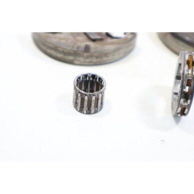 Genuine Clutch Assembly .325 7T Husqvarna 340 345 346 350 351 353 Jonsered CS2141 CS2145 CS2147 CS2150 CS2152 CS2153 chainsaw 3 Genuine Clutch Assembly .325 7T Husqvarna 340 345 346 350 351 353 Jonsered CS2141 CS2145 CS2147 CS2150 CS2152 CS2153 chainsaw 3