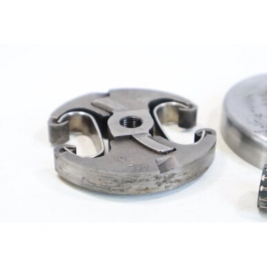 Genuine Clutch Assembly .325 7T Husqvarna 340 345 346 350 351 353 Jonsered CS2141 CS2145 CS2147 CS2150 CS2152 CS2153 chainsaw 2 Genuine Clutch Assembly .325 7T Husqvarna 340 345 346 350 351 353 Jonsered CS2141 CS2145 CS2147 CS2150 CS2152 CS2153 chainsaw 2