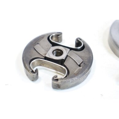 Genuine Clutch Assembly .325 7T Husqvarna 340 345 346 350 351 353 Jonsered CS2141 CS2145 CS2147 CS2150 CS2152 CS2153 chainsaw 3 Genuine Clutch Assembly .325 7T Husqvarna 340 345 346 350 351 353 Jonsered CS2141 CS2145 CS2147 CS2150 CS2152 CS2153 chainsaw 3