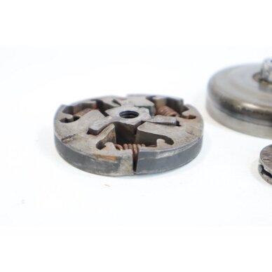 Genuine Clutch Assembly .325 7T Husqvarna 444 chainsaw 1 Genuine Clutch Assembly .325 7T Husqvarna 444 chainsaw 1