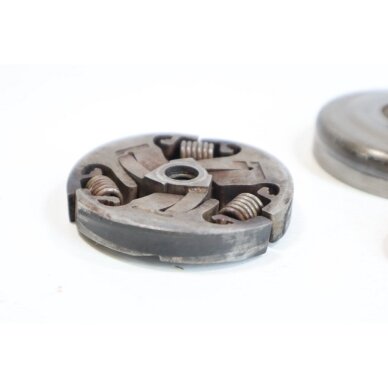Genuine Clutch Assembly .325 7T Husqvarna 444 chainsaw 5 Genuine Clutch Assembly .325 7T Husqvarna 444 chainsaw 5