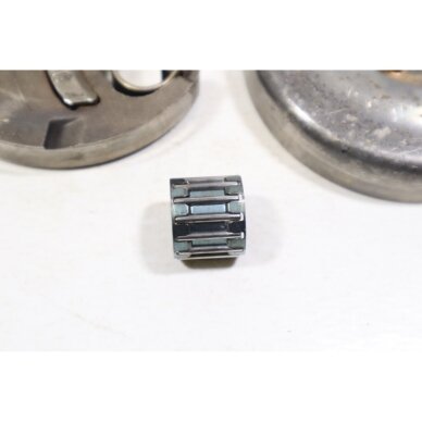 Genuine Clutch Assembly .325 7T Husqvarna 455 460 461 Jonsered CS2255 chainsaw 1 Genuine Clutch Assembly .325 7T Husqvarna 455 460 461 Jonsered CS2255 chainsaw 1