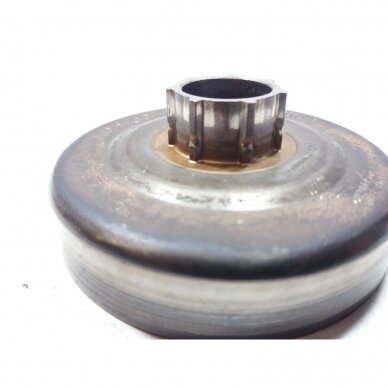 Genuine Clutch Assembly .325 7T Oleo Mac 945AF chainsaw 8 Genuine Clutch Assembly .325 7T Oleo Mac 945AF chainsaw 8